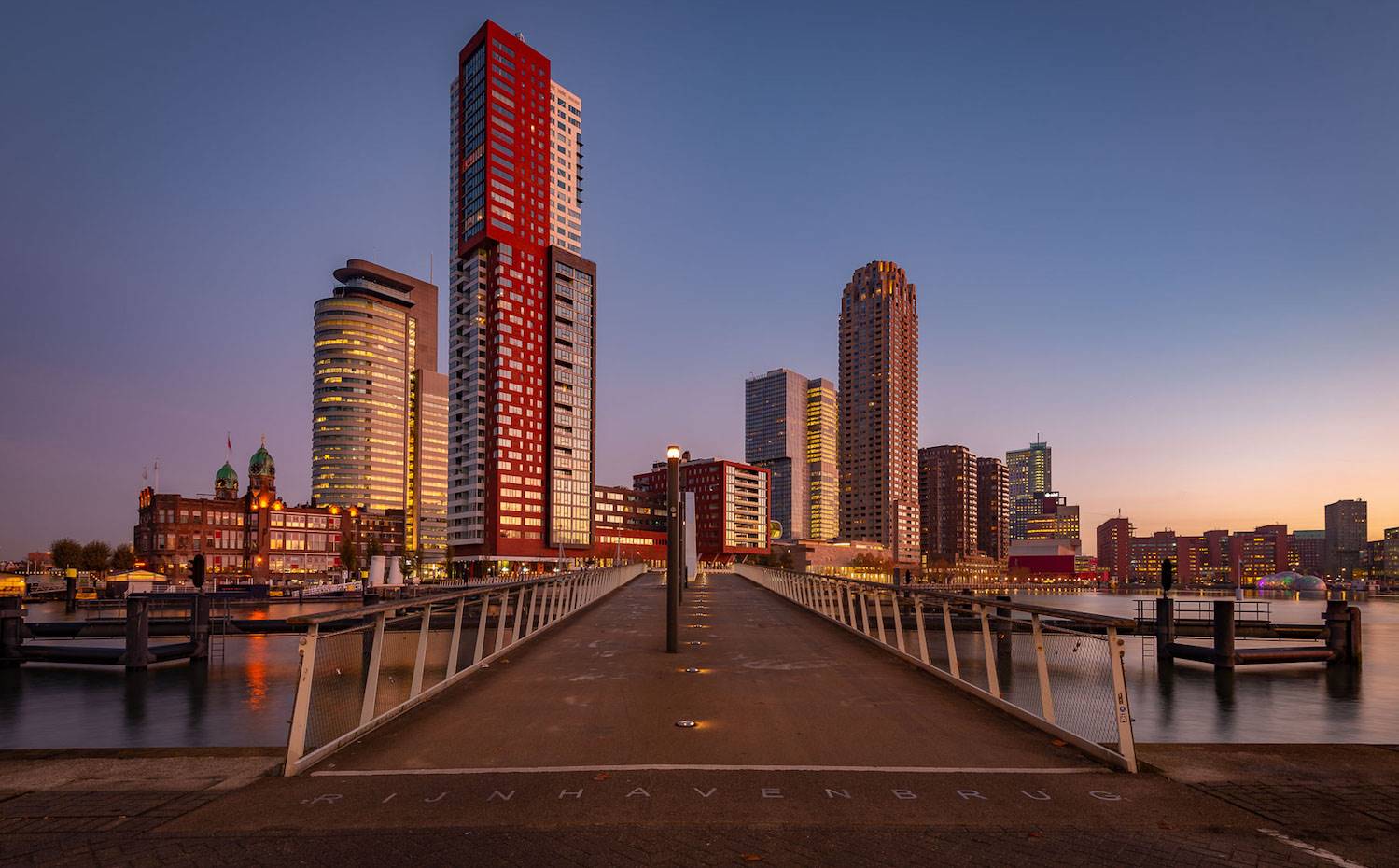 [ ] Kop van Zuid